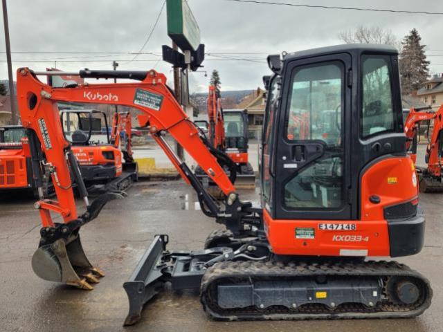 Rental store for excavator kubota kx033 in Eastern Oregon