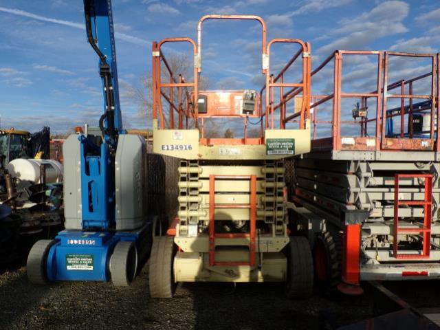 Rental store for scissor lift jlg 4069le electric in Eastern Oregon