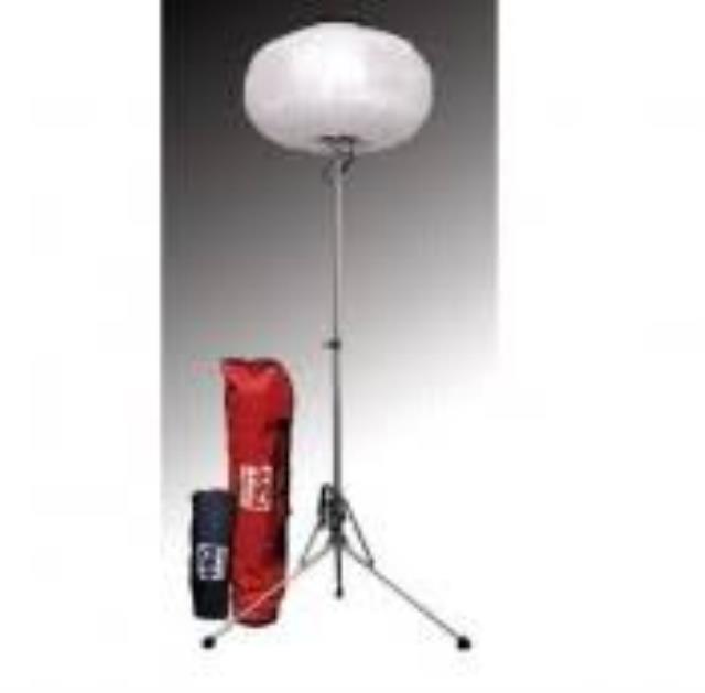 Used equipment sales multiquip balloon light led 300w in Eastern Oregon