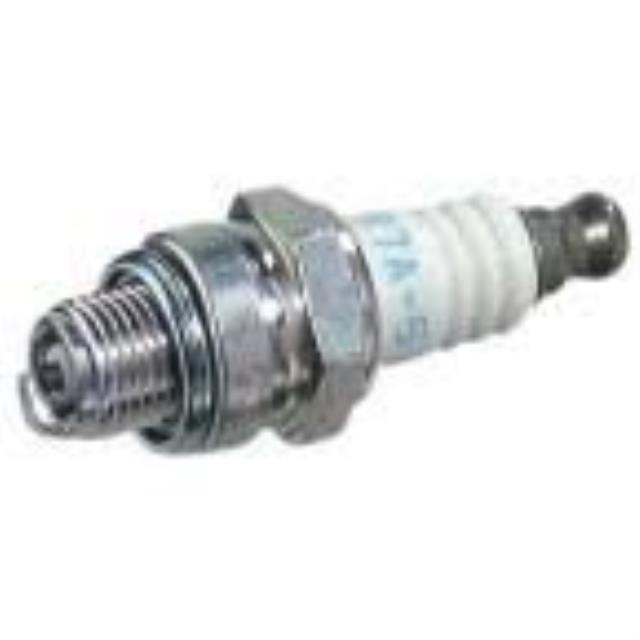 Used equipment sales spark plug for dsh saw in Eastern Oregon