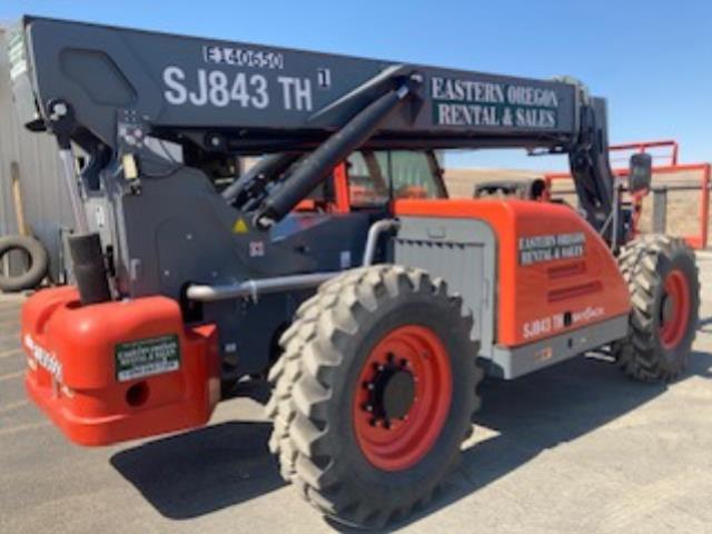 Rental store for forklift 8000 43 foot skyjack in Eastern Oregon
