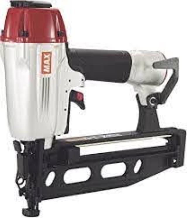 Used equipment sales max super finisher nailer 16ga in Eastern Oregon