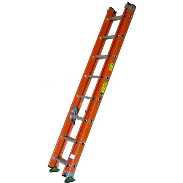 Rental store for 32 foot fiberglass extension ladder in Eastern Oregon