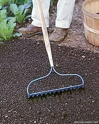 Rental store for garden rake in Eastern Oregon