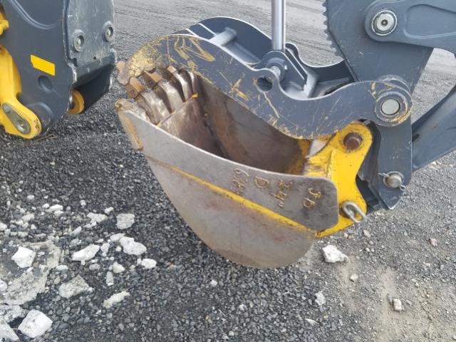 Rental store for loader backhoe jd 310 bkt 24 inch in Eastern Oregon