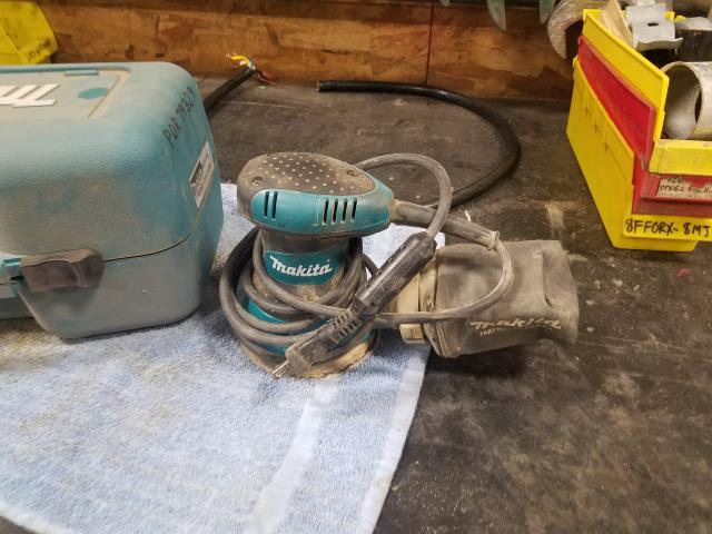 Rental store for sander round random orb4 inch in Eastern Oregon