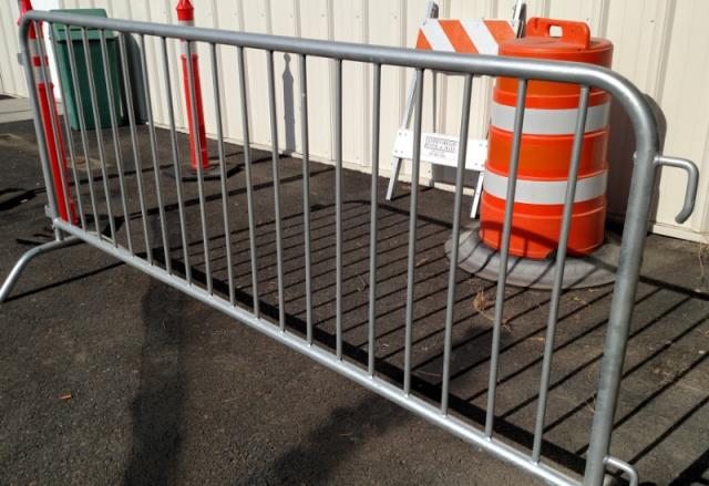 Rental store for barricade fencing 8 foot x 44 inch in Eastern Oregon