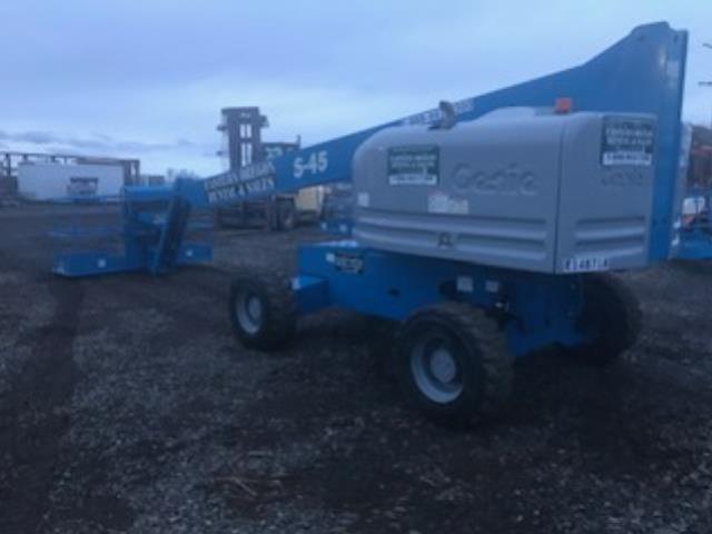 Rental store for Work Platform Genie S45 4WD in Baker City OR