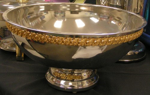 Rental store for Bowl 5 Gal Serving Gold in Baker City OR